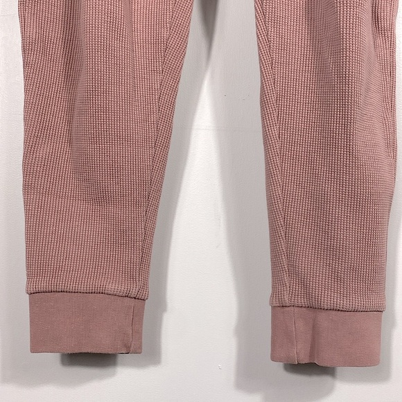 🌸Zara pink thermal jogger style pants size medium - Picture 4 of 9